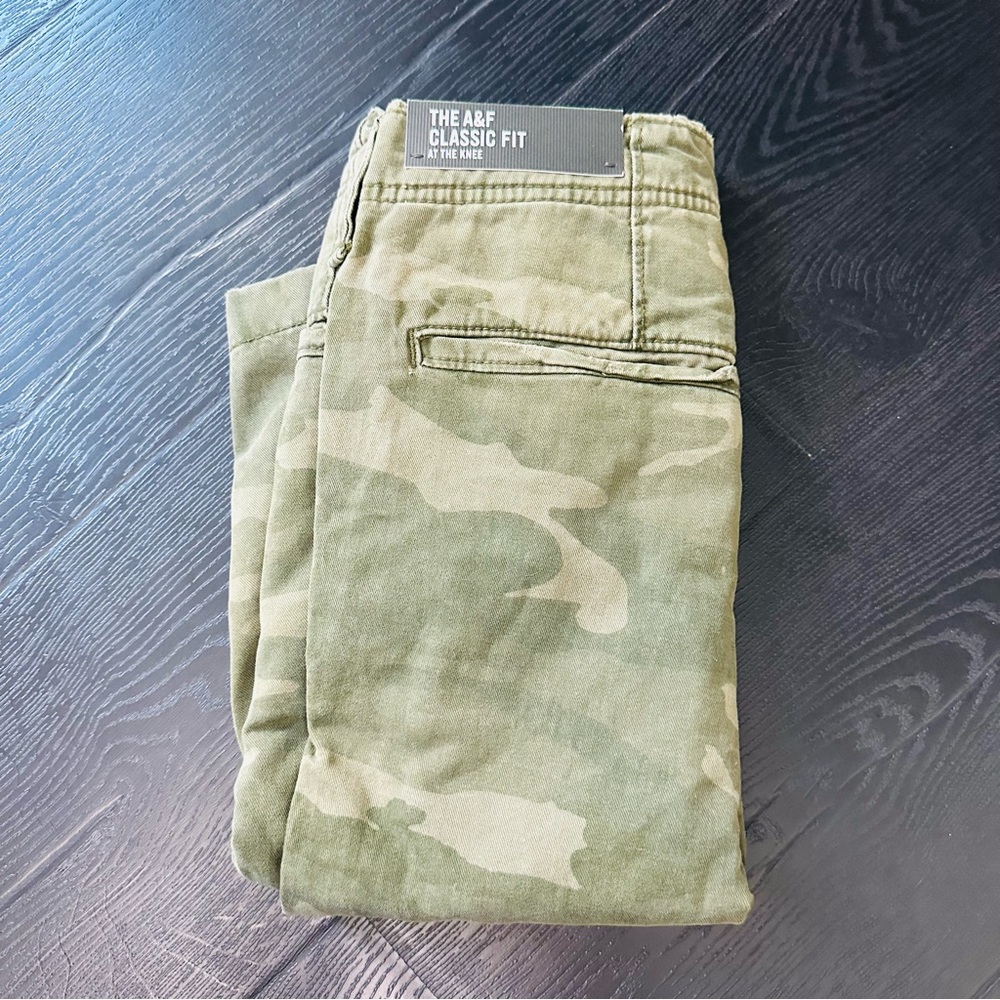 ABERCROMBIE